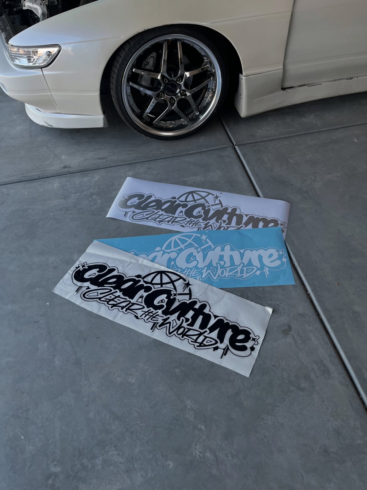 V2 Banner